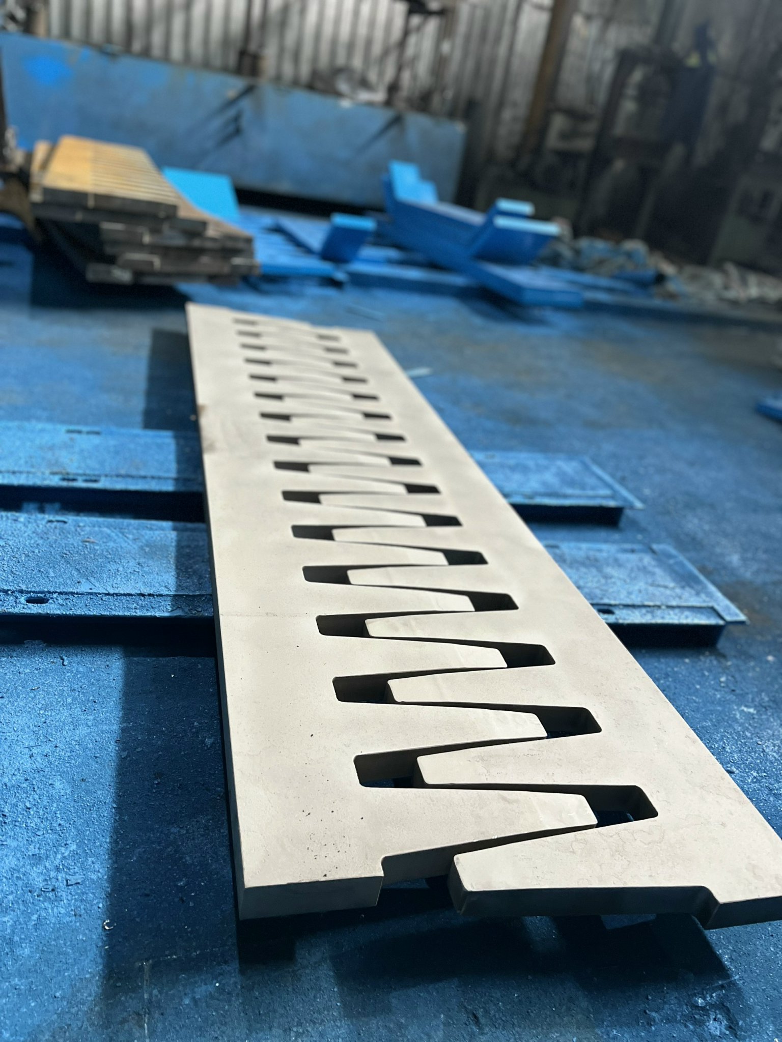 Khe co giãn mạ kẽm nhúng nóng - Ảnh 2