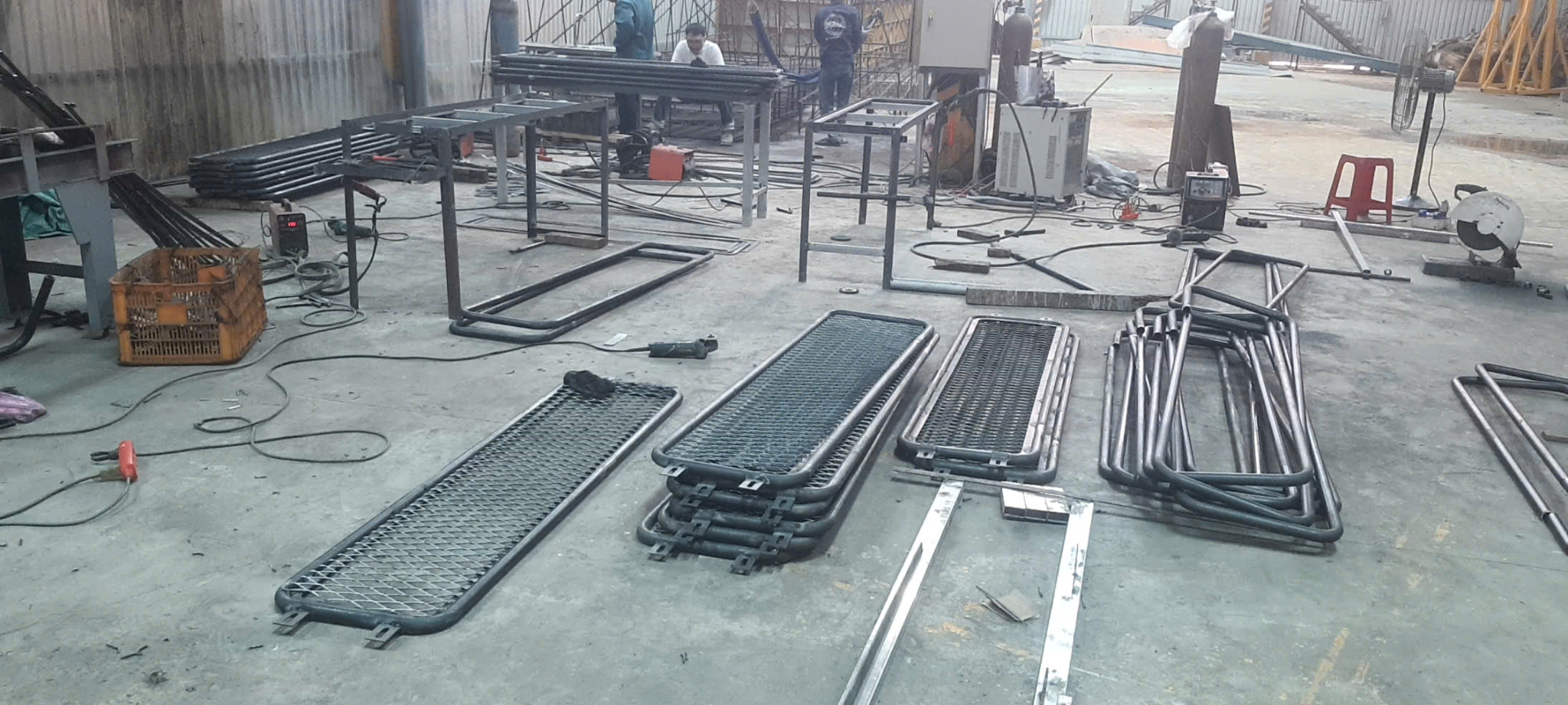 XƯỞNG SẢN XUẤT ATGT