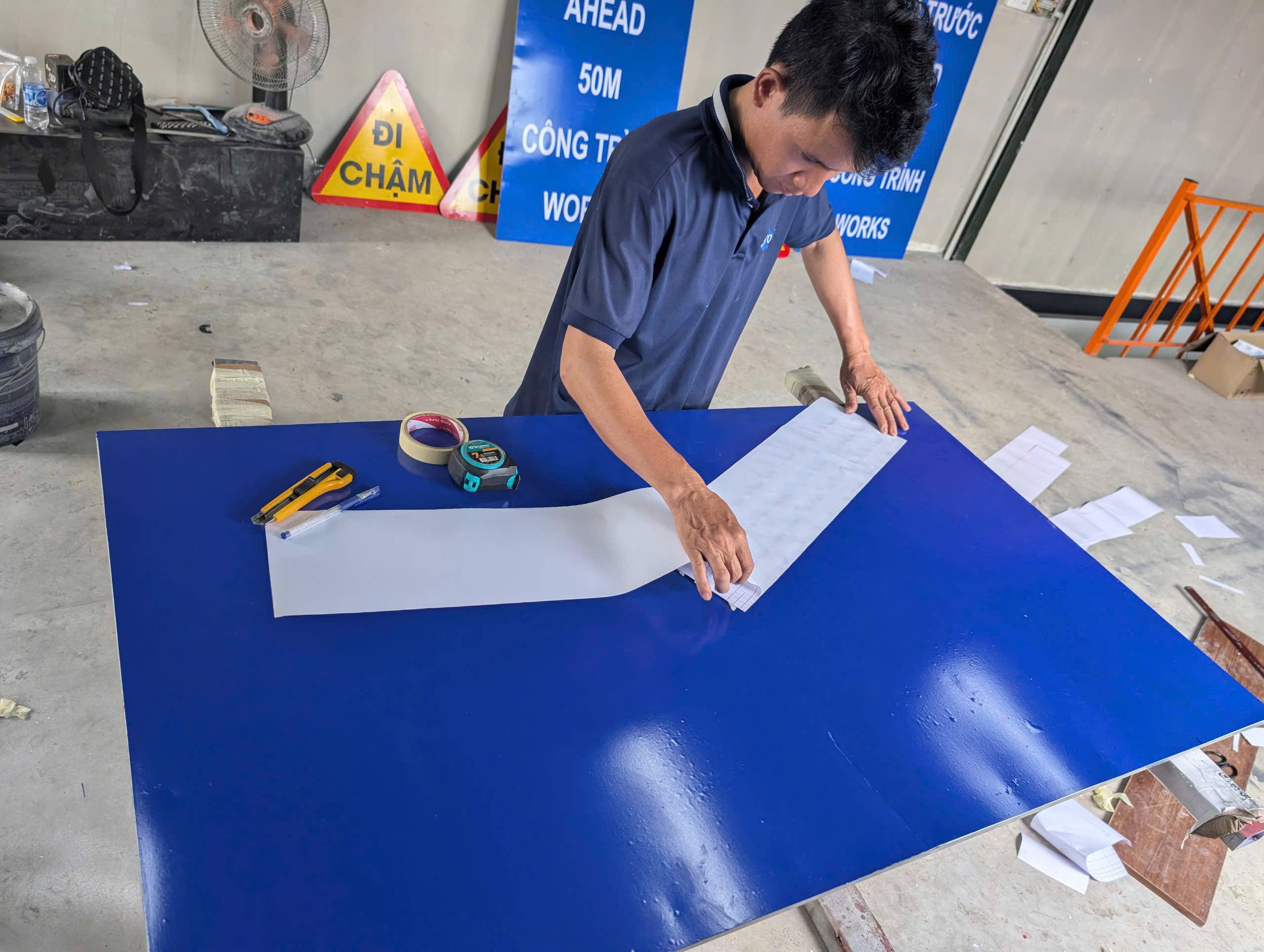 XƯỞNG SẢN XUẤT BIỂN BÁO