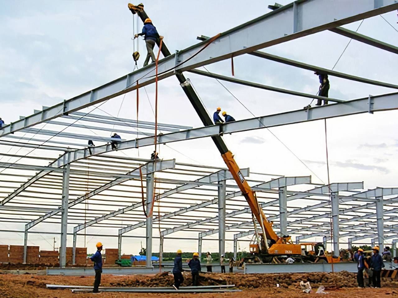 Xây dựng nhà xưởng
