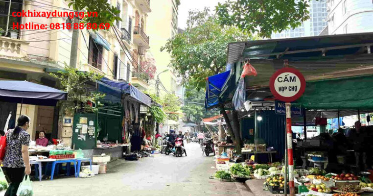Biển báo cấm họp chợ là gì?
