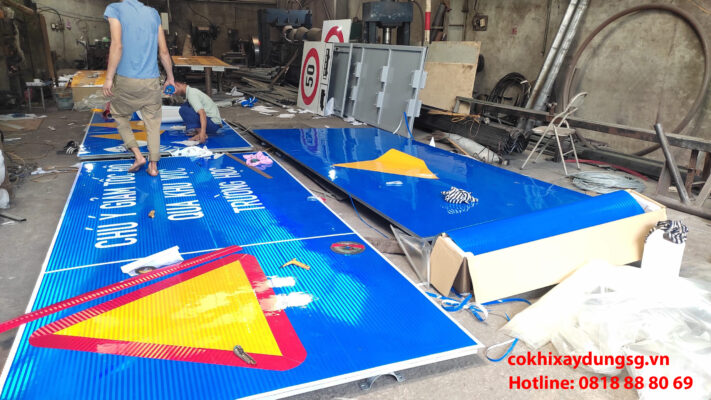 Quy chuẩn kỹ thuật trong sản xuất biển chỉ dẫn giao thông