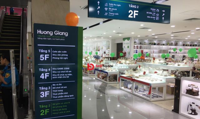 Biển chỉ dẫn chợ và trung tâm thương mại