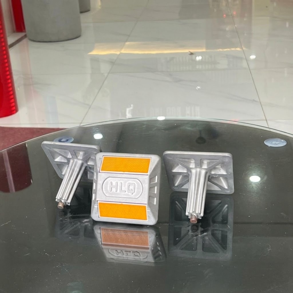Đinh phản quang nhôm HLQ - Ảnh 9