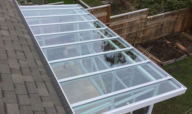 Mái nhựa polycarbonate đặc ruột bền bỉ