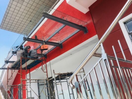 Quy Trình Thi Công Mái Che Canopy Chuyên Nghiệp