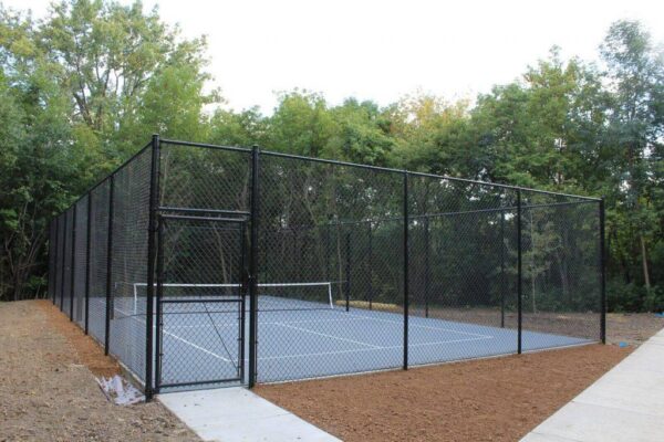 Thi Công Hàng Rào Lưới B40 Và Hệ Thống Bảo Vệ Sân Pickleball